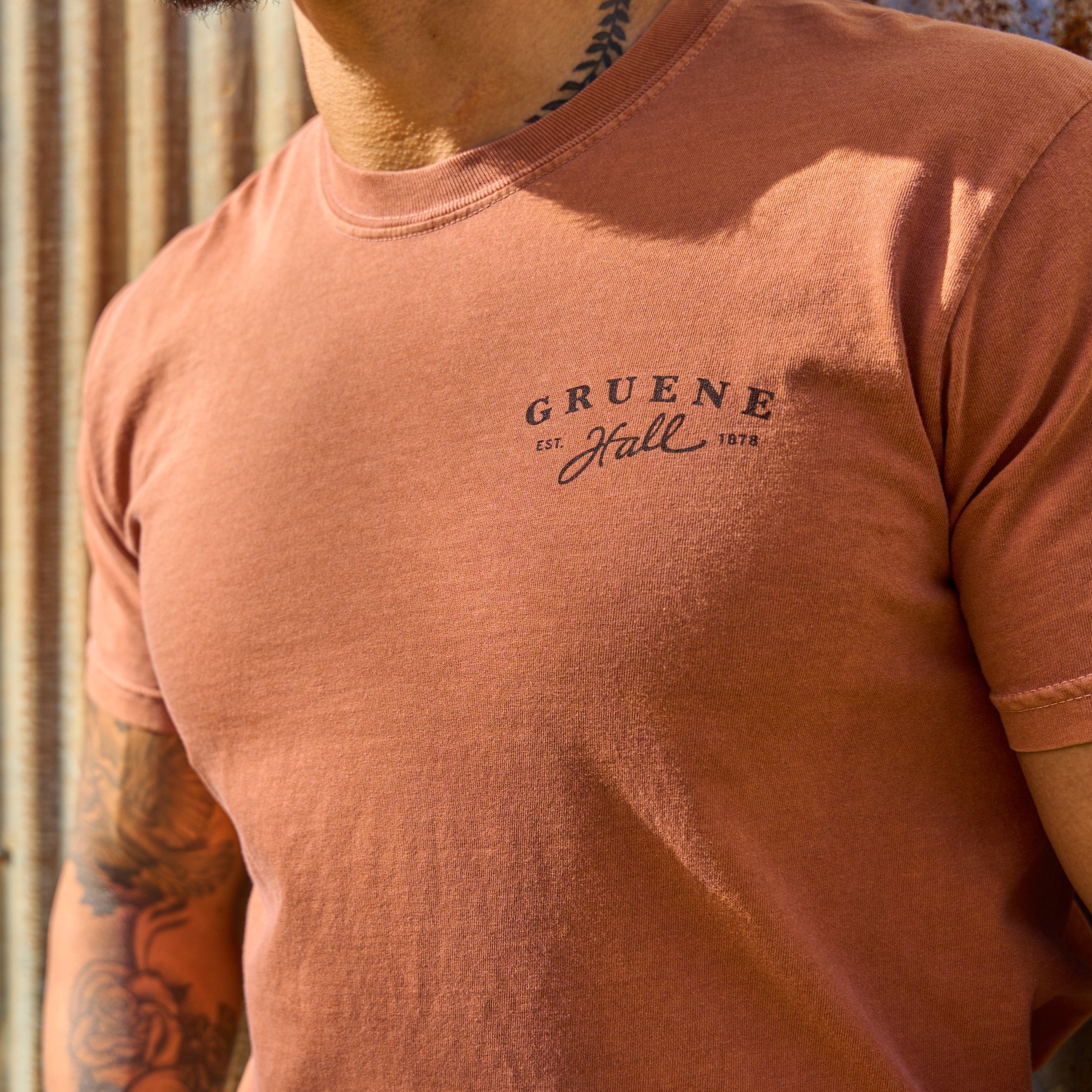 Gruene Hall Wide Logo Comfort Colors Tee