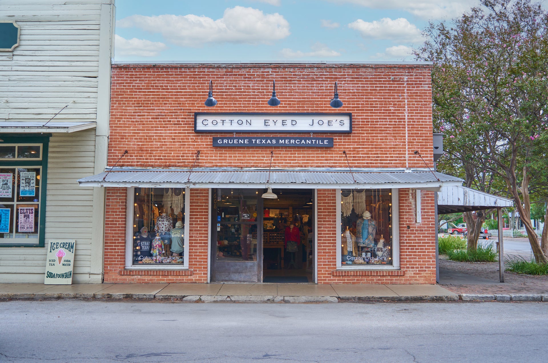 About Cotton Eyed Joe's